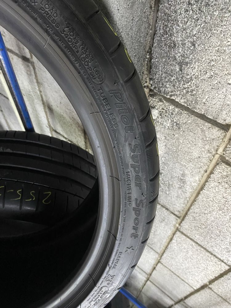 Літні шини 255/35 R19 (96Y) MICHELIN