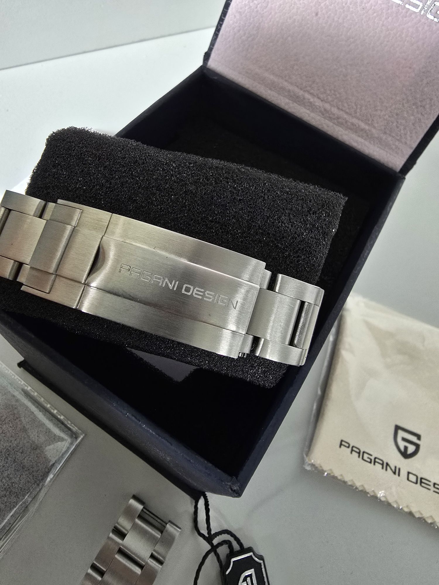 Unikatowy zegarek męski Pagani Design PD-1690- Black