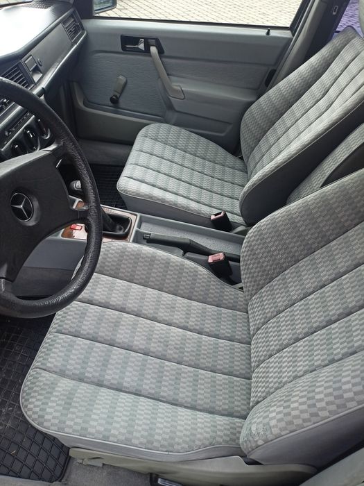 Mercedes 190 W201 1.8E ładny doinwestowany