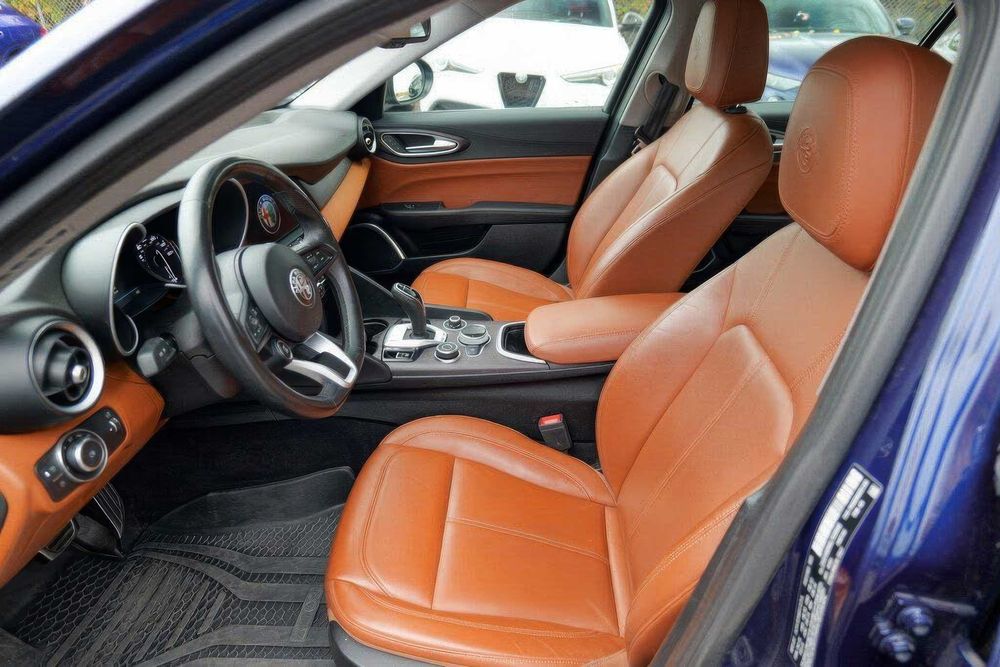 Alfa Romeo Giulia Ti      2020