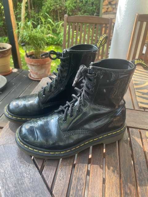 Glany trzewiki Dr Martens 1450 oryginalne czarne lakierowane, rozm. 38