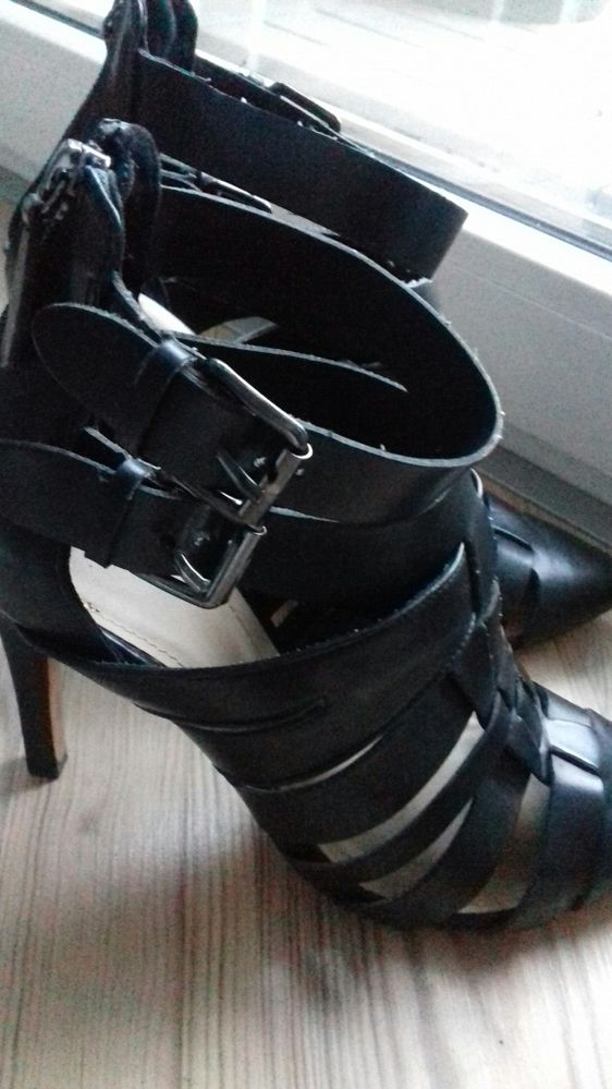 CZARNE BUTY ZARA Gladiatorki obcasy na zamek r.37 sandały