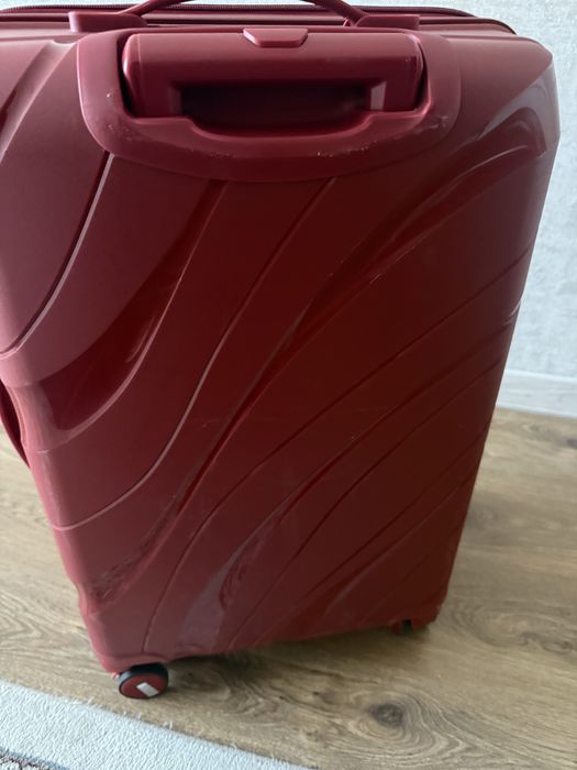 Продаю чемодан из Поліпропілен