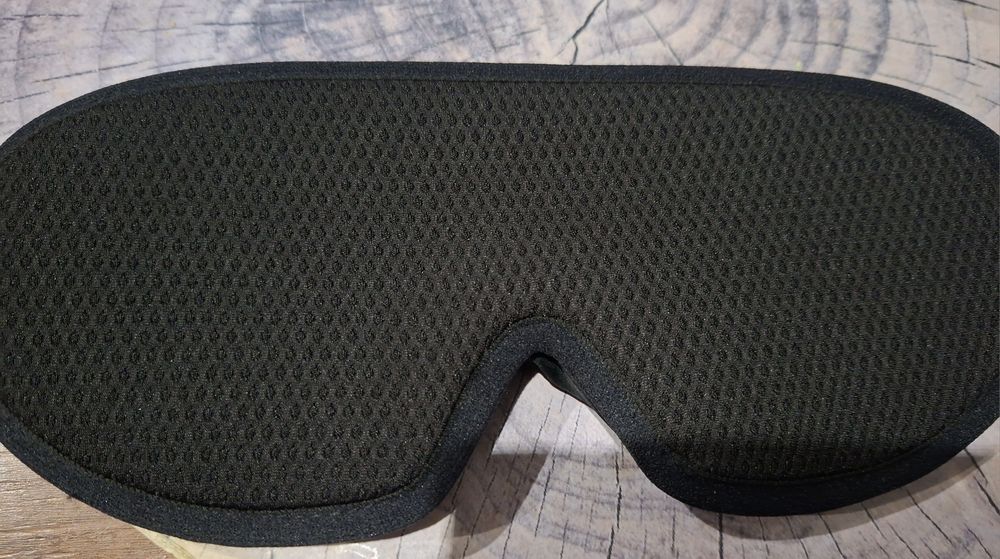 Nowa maska na oczy 3D do spania zaciemniająca