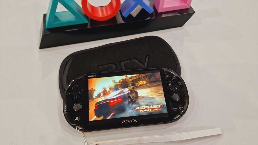 Sony Ps Vita Slim 64гиг с играми 65шт!