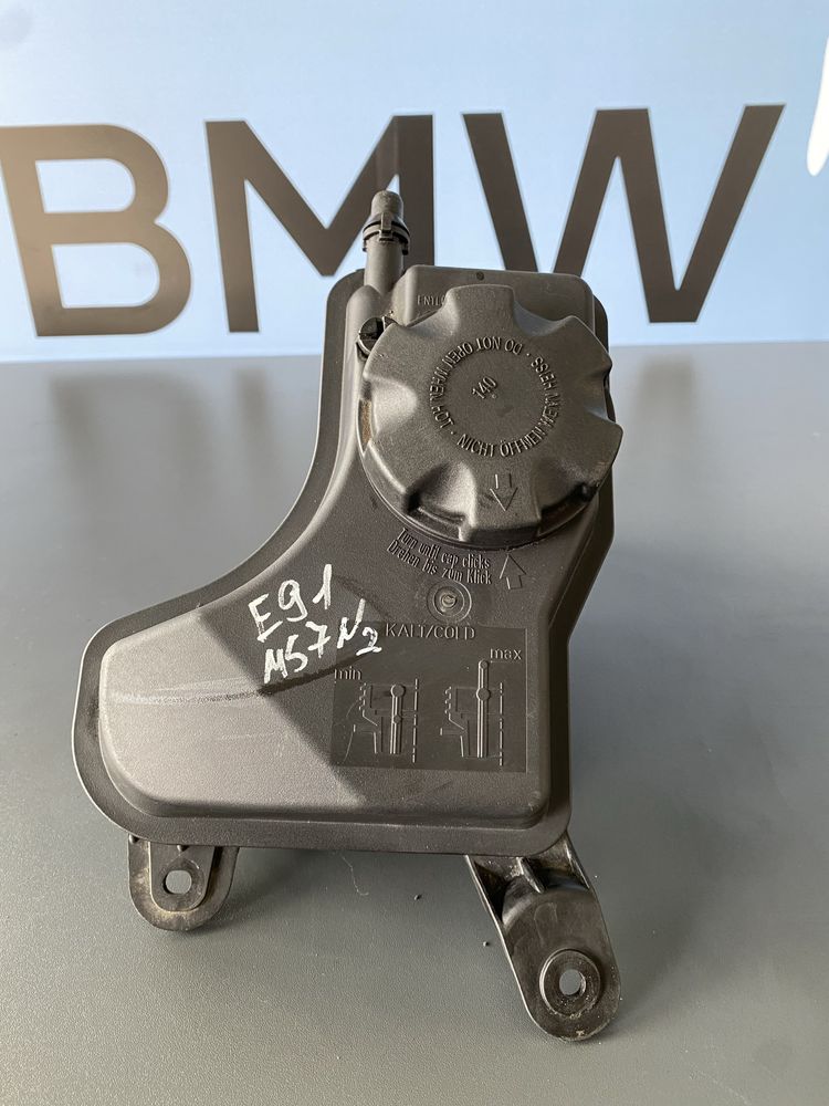 Розширительний Бак BMW E90 Е91 M57n2 Дизель Розширювальний Бачок