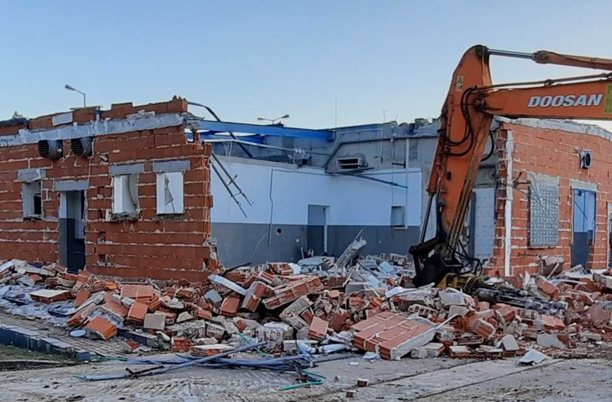 Rozbiórki, wyburzenia, wywóz i utylizacja gruzu