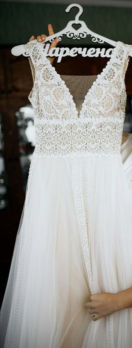 Весільна сукня...
