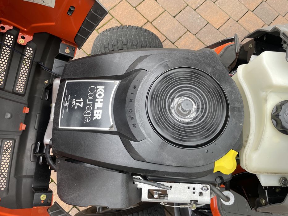 Traktorek kosiarka Husqvarna CTH 174 Hydro 17 km Kohler