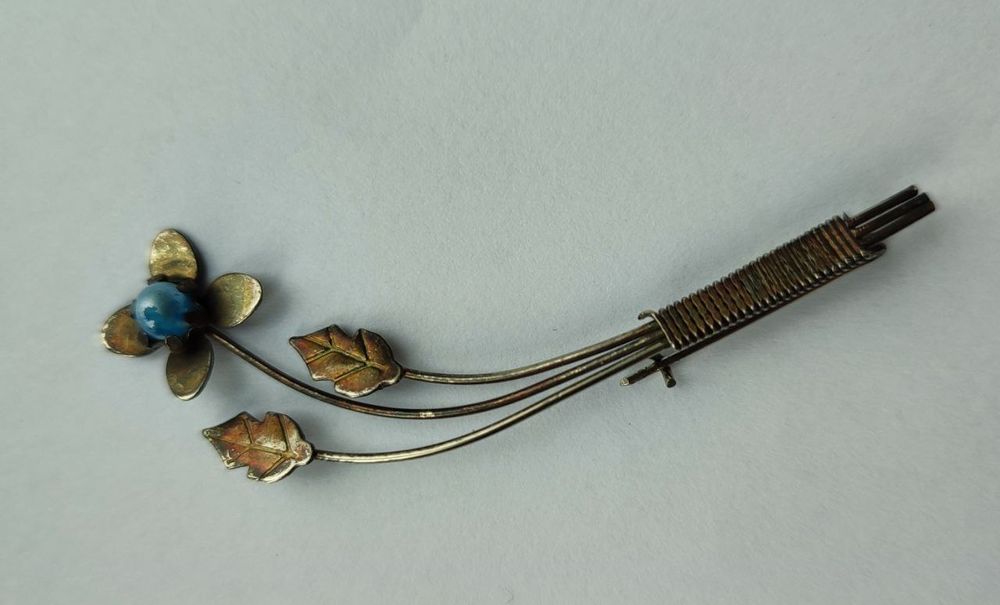 Брошь цветок времён СССР винтаж