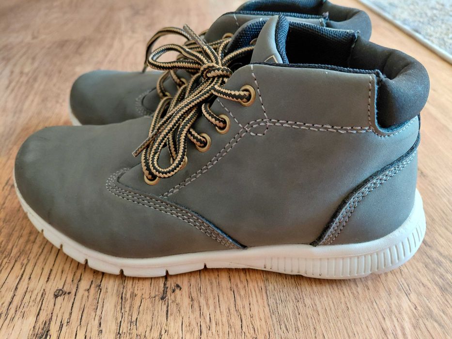 Buty chłopięce rozm 34 firefly. Lekkie