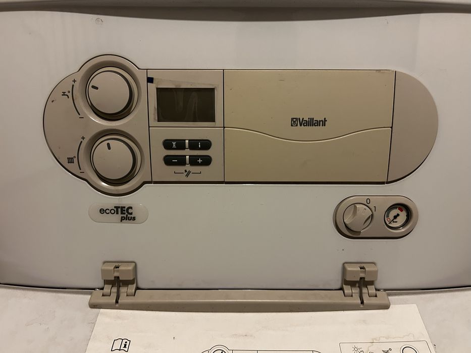 Котел газовий Vaillant ecoTEC plus VU OE 466/4-5 H одноконтурний