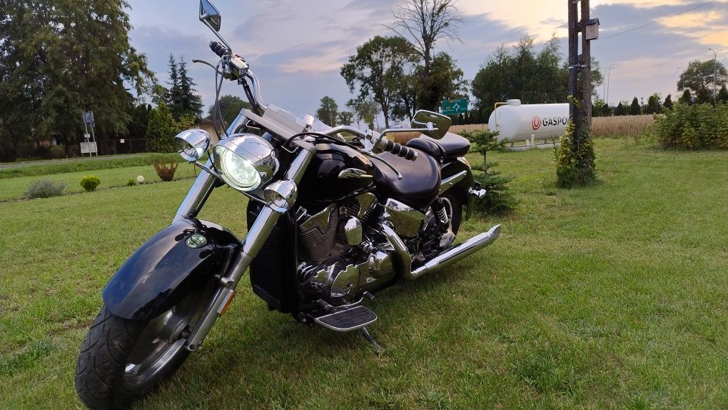 Honda VTX 1300 R Retro 1800 Custom