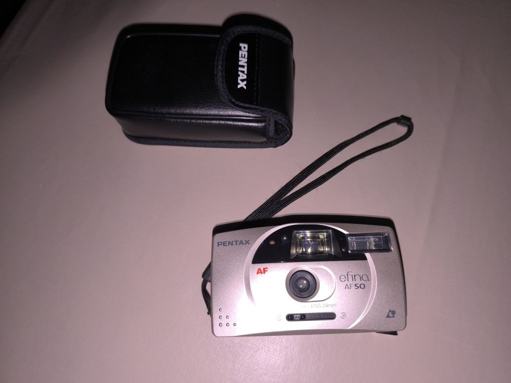 Máquina fotográfica de rolo