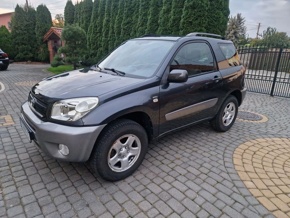 Toyota RAV4 LIFT 2.0 Automat 4x4 elektryka klima hak czujniki cofania serwis !!!