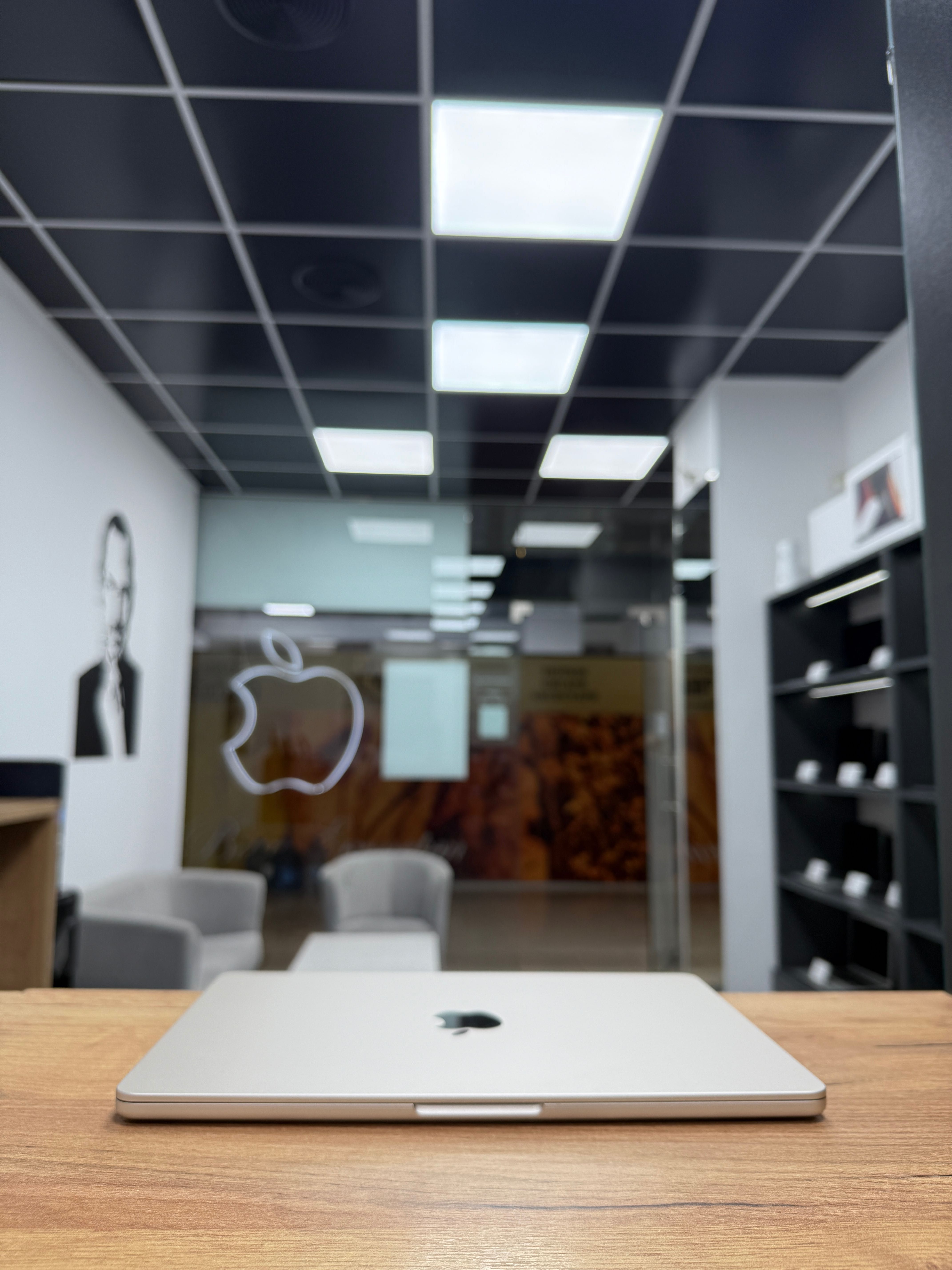 MacBook Air 2023 (M3/8gb/512 ssd) офіційна гарантія . 51473SV