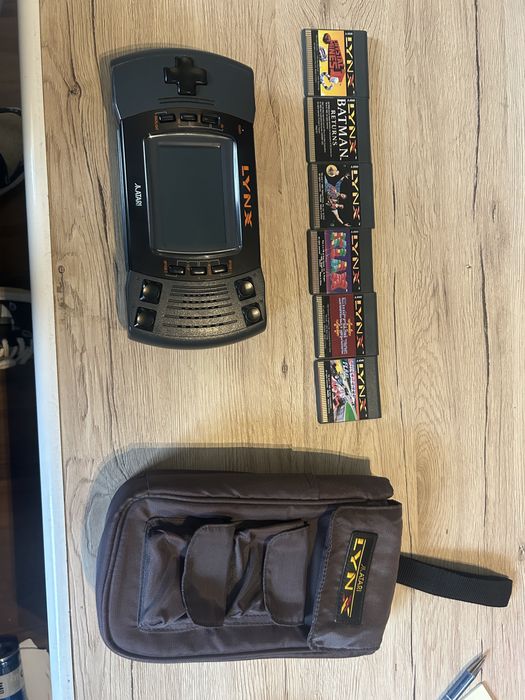 ATARI  LYNX II + 6 gier + oryginalne etui – SPRZEDAJĘ JAKO USZKODZONE