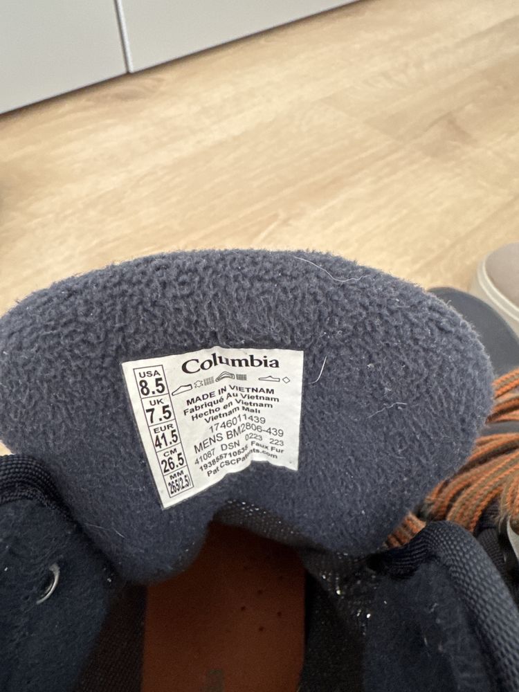 Granatowe śniegowce Columbia