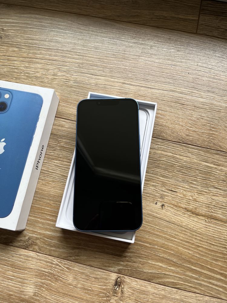 iPhone 13 128GB Niebieski Blue Apple + Szkło