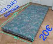 COLCHÃO DE ESPONJA COM FORRA LAVÁVEL.Casa,Quarto,Sala,Visitas,Campismo