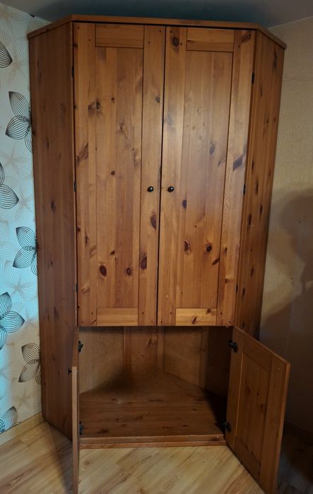 Biuro narożne/szafa  z drewna sosnowego