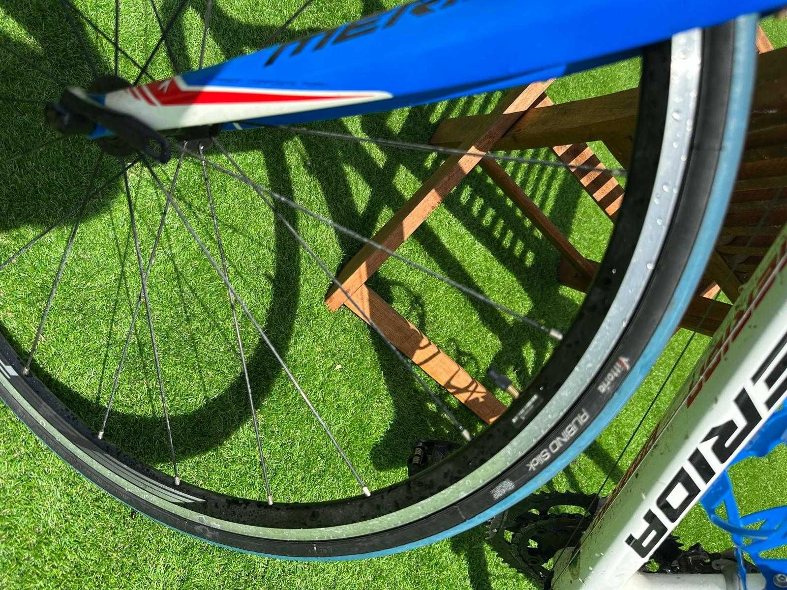 Bicicleta estrada carbono MERIDA