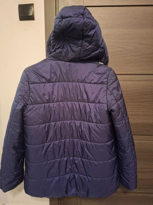 Damska kurtka z kapturem