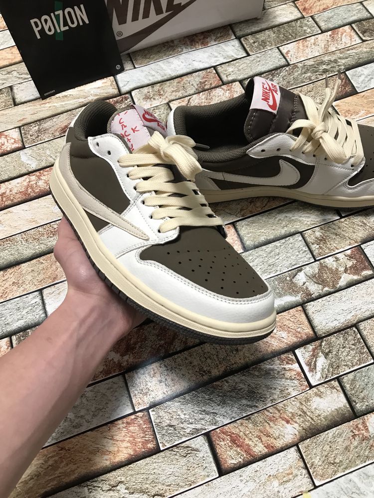 Nike air jordan low 1 x Travis Scott 43, 42розміри