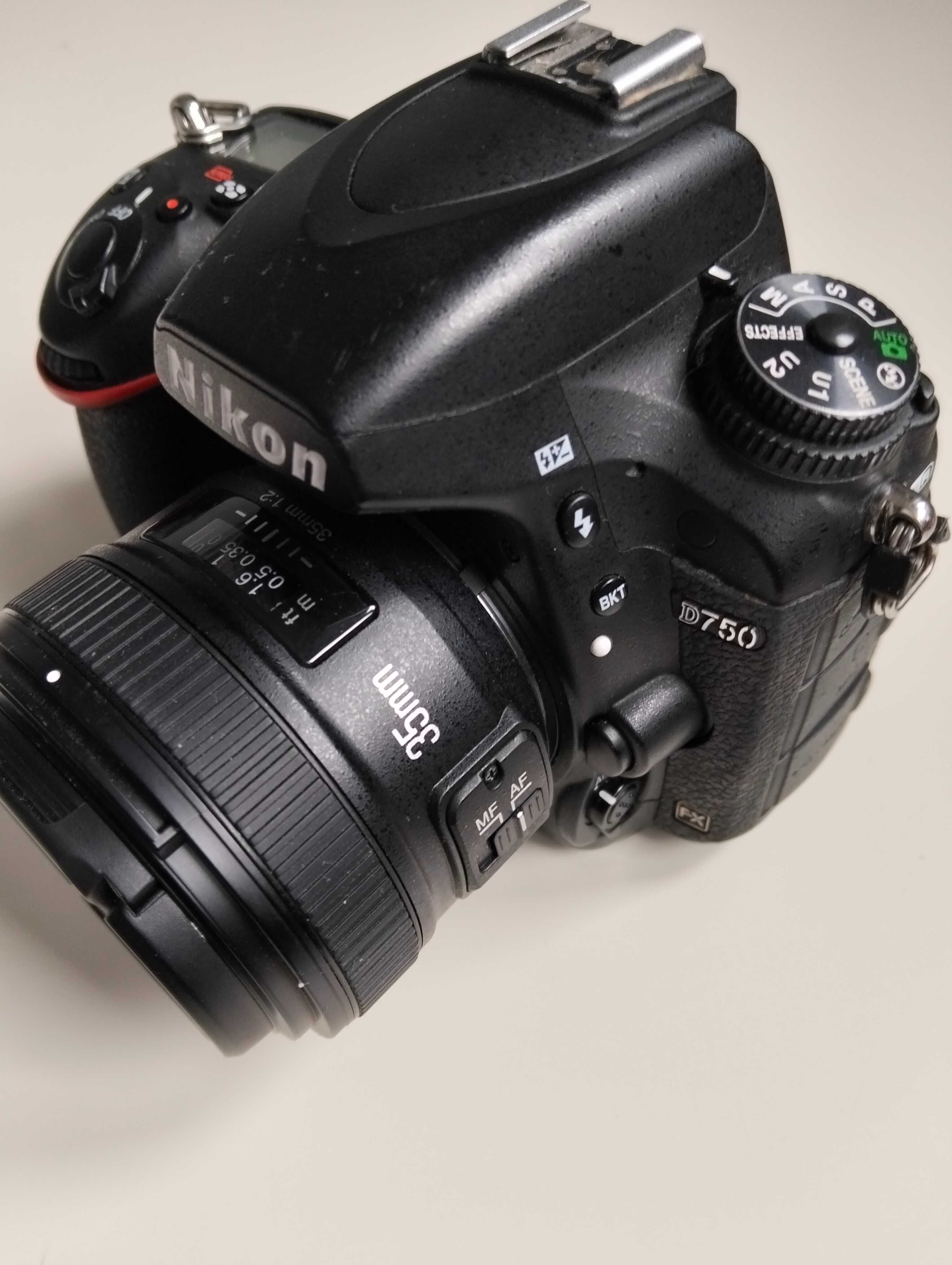 Nikon D750 Lustrzanka