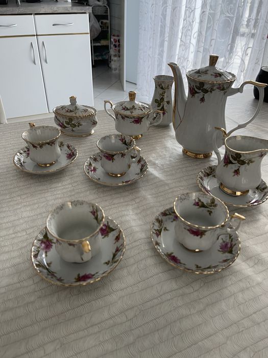 Serwis kawowy chodzież