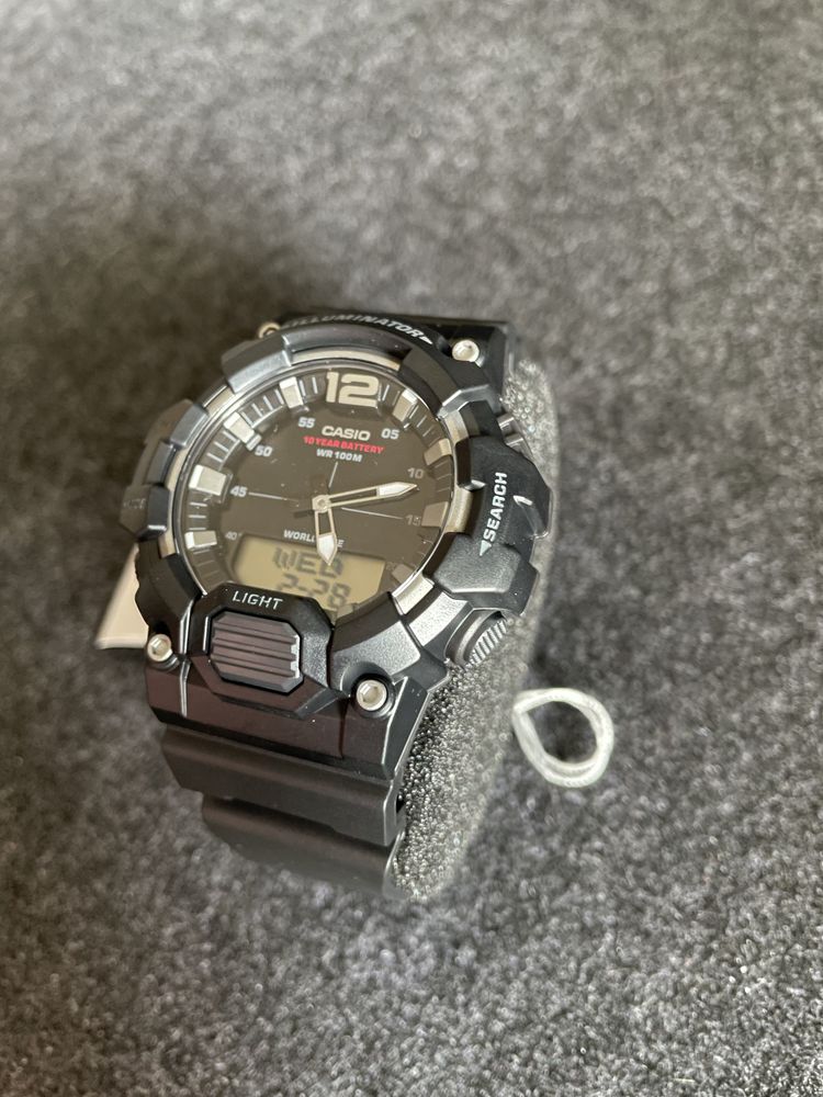 Оригінальний годинник Casio HDC 700 1AVEF