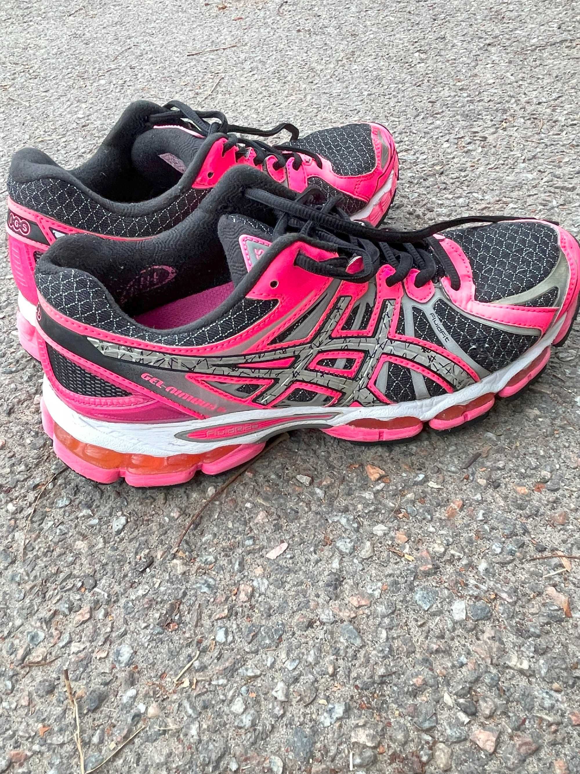 Спортивні кросівки Asics Gel Nimbus 15 Expert W