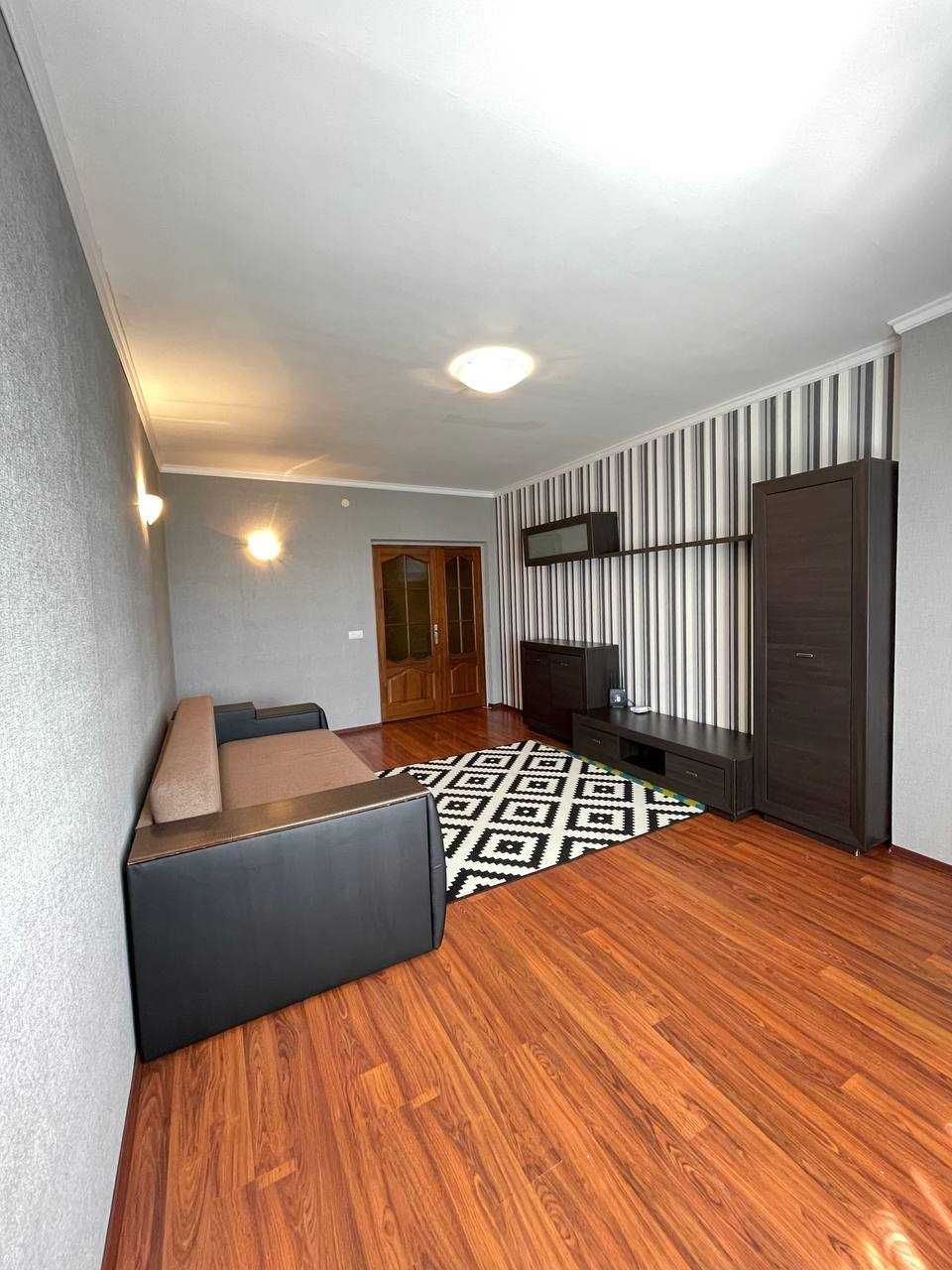 Продається 1к квартира, біля парку Шевченка -54м2, меблі, СОЦ.програми