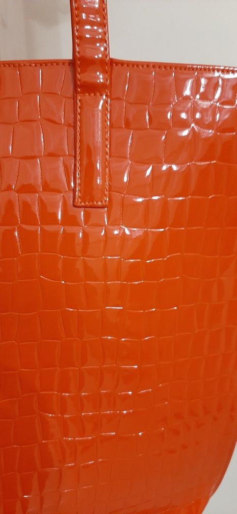 Torebka lakierowana pomarańczowa shopper A4  krokodyl