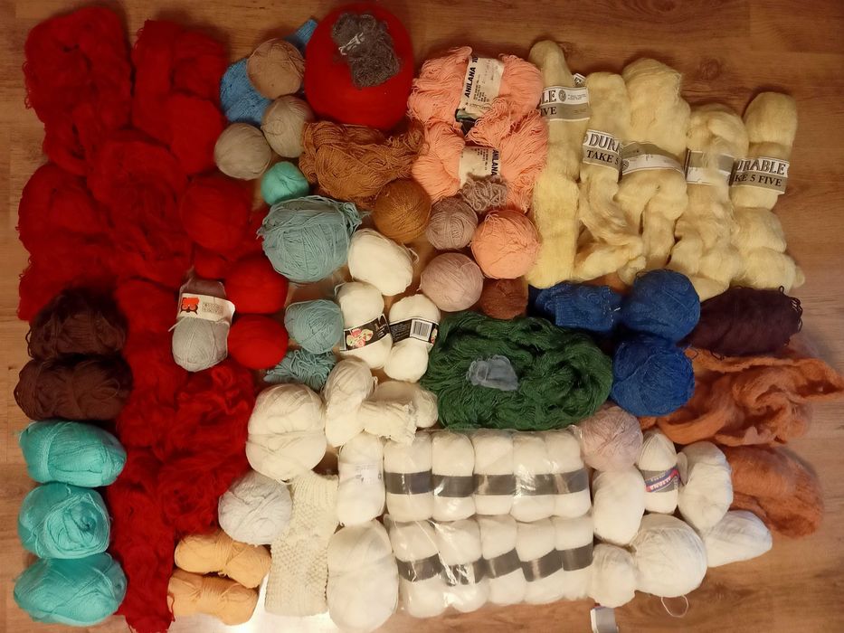 Włóczka 70 motków- 7 kg