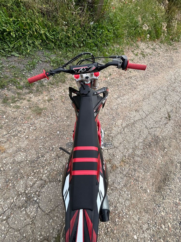 Pit bike Tox Race 140cc como nova