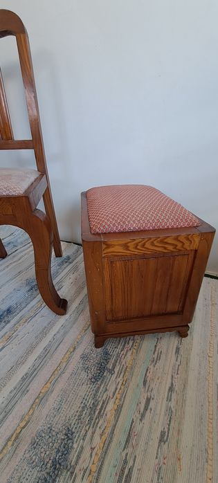 Conjunto quarto antigo, toucador, 2 mesinhas cabeceira, cadeira e banq