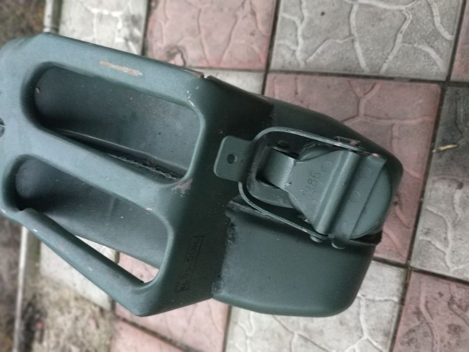 Канистра металлическая