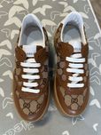 Buty Gucci.Rozmiar 37.Kolor brązowy.