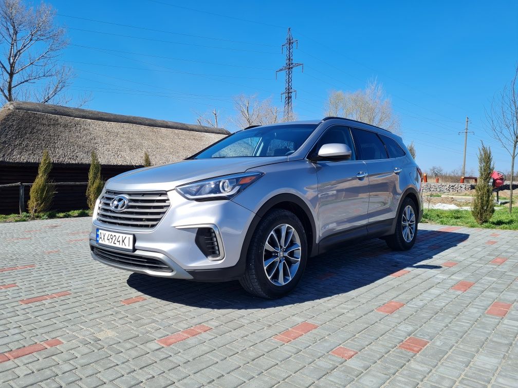 Hyundai Grand SantaFe