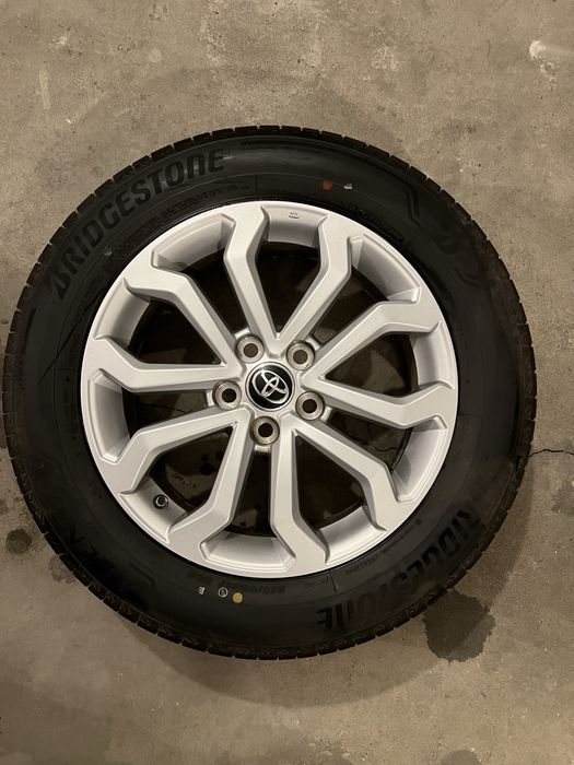 Koła  Letnie Toyota Corolla Cross 215/60 R17
