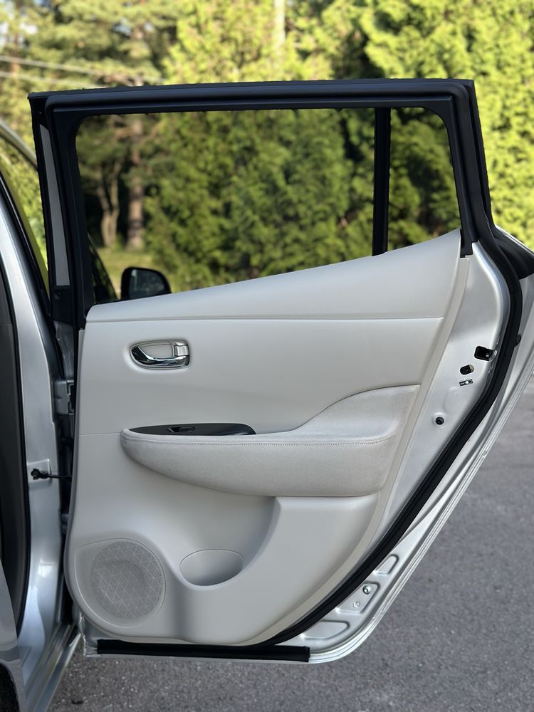 Nissan Leaf 24KW