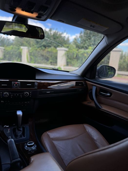 BMW e90, 3.0i, 2011p