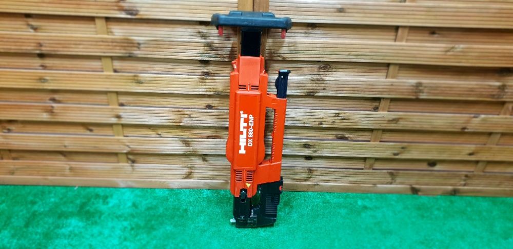 Osadzak HILTI DX 860-ENP