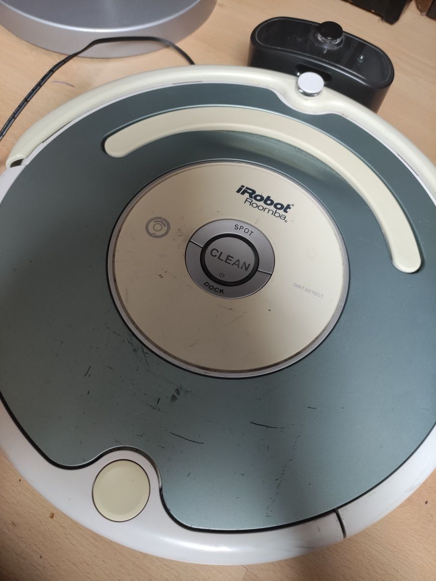 Roomba 520 - (e peças novas)