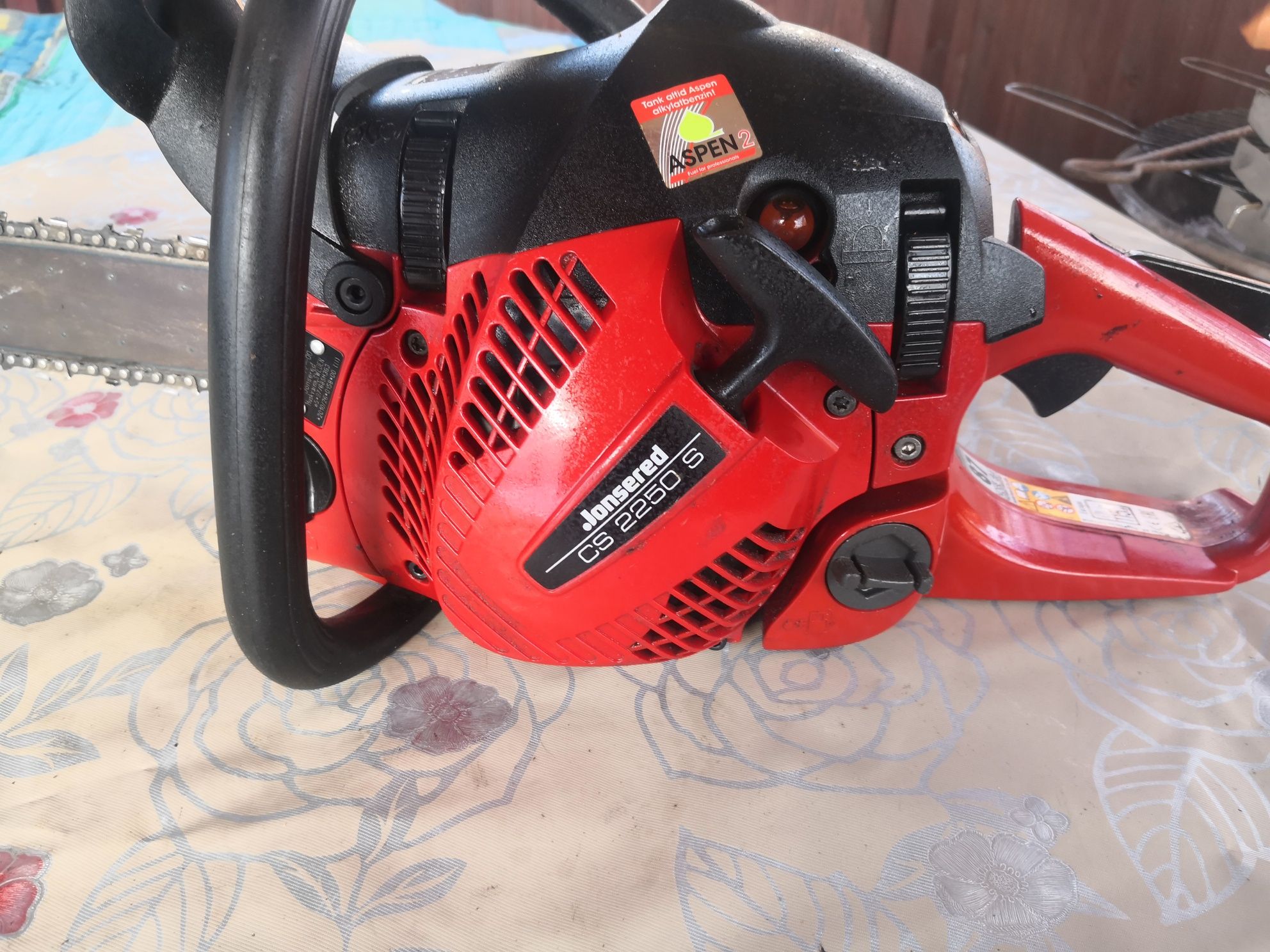 Piła spalinowa Jonsered CS  2250s