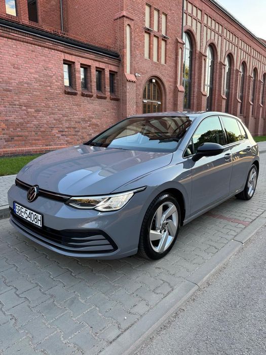 Volkswagen Golf 8 Bezwypadkowy IQ Drive wersja Life Pakiet Business TSI 6 biegowy
