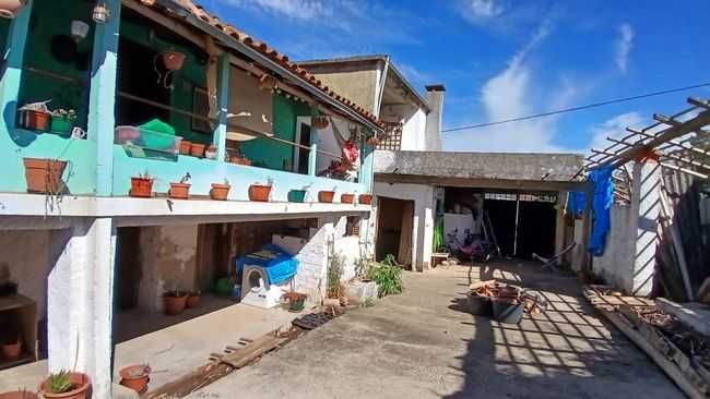 Moradia T3 com Garagem e Terreno