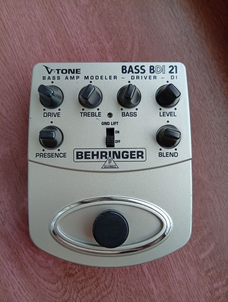 Behringer BDI 21 Preamp basowy Driver overdrive gitara basowa bass