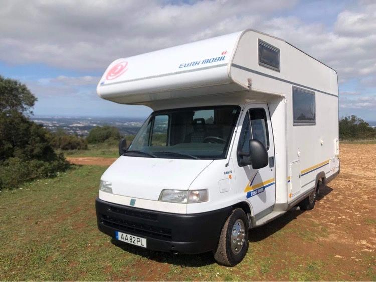 Autocaravana Fiat Ducato ( capucino)